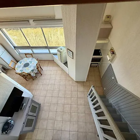 Confortable T2 Mezzanine Avec Piscine, Parking, Pres - Fr-1-388-250 *
