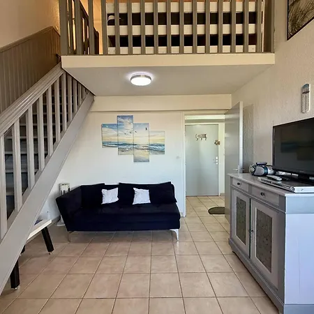 Confortable T2 Mezzanine Avec Piscine, Parking, Pres - Fr-1-388-250 公寓 *